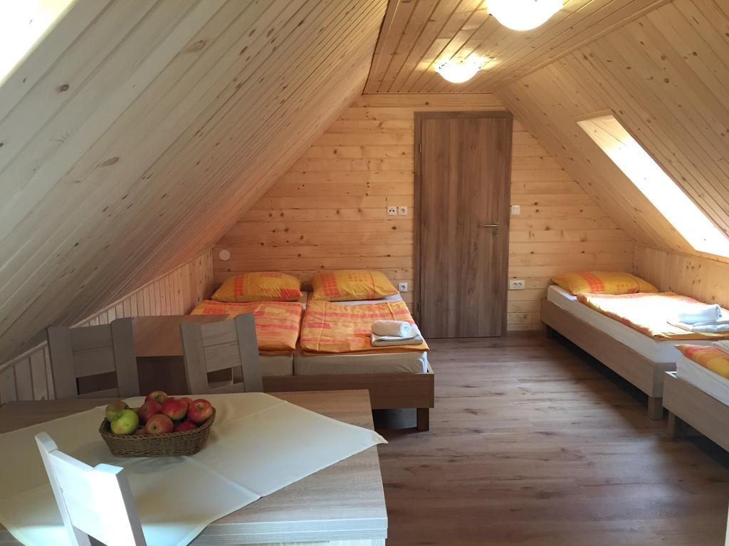 Apartmaji In Sobe Tina クランスカゴーラ エクステリア 写真